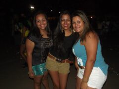Oktober 10 Anos